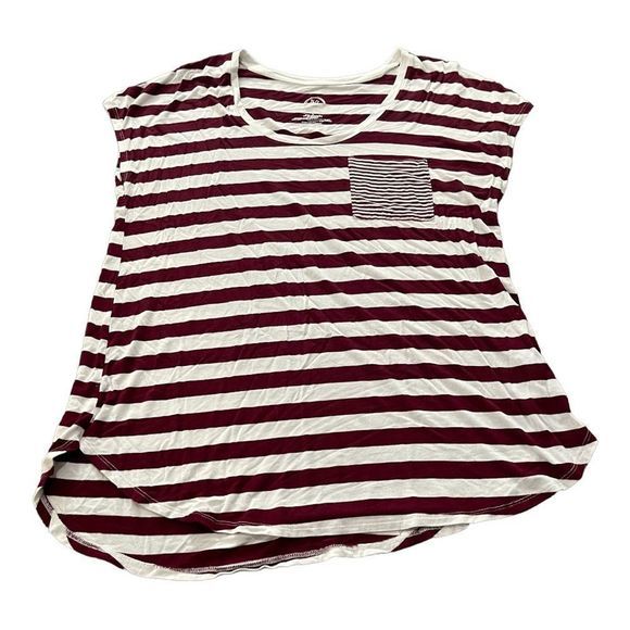 Maurices burgundy and white striped‎ short sleeve tee Size Large - Picture 2 of 5